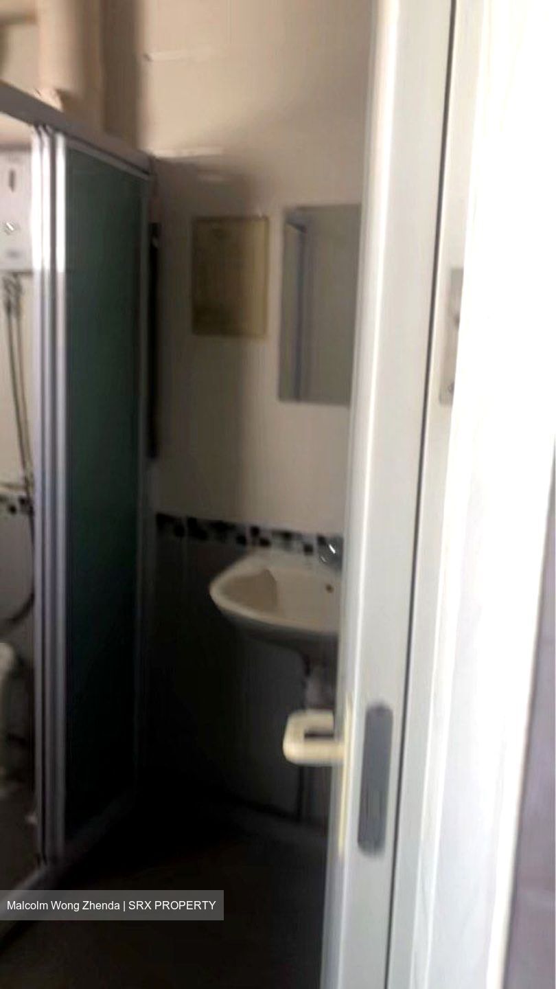 Blk 551 Jurong West Street 42 (Jurong West), HDB 5 Rooms #571850001